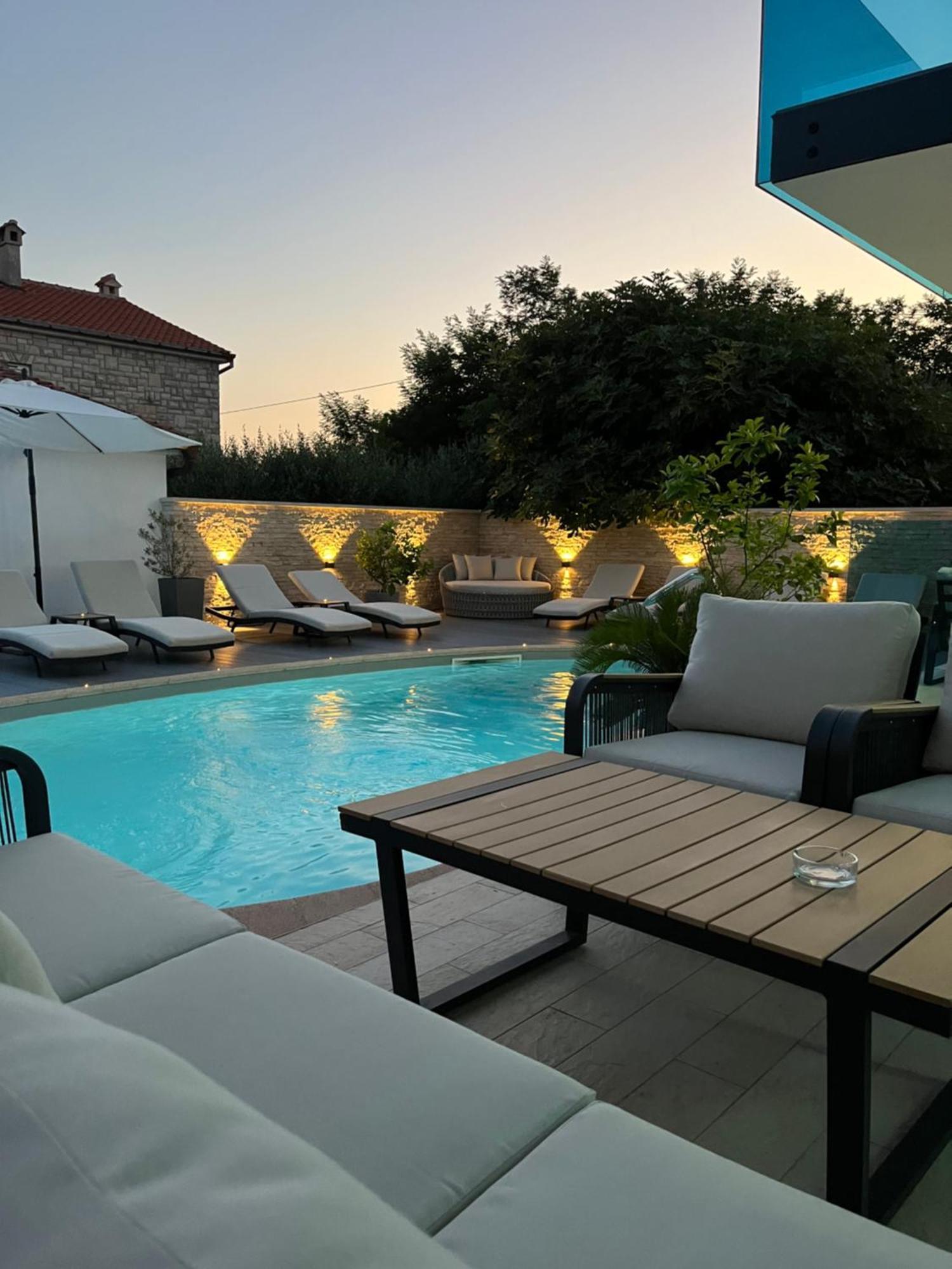 Luxury Apartments Vilamaloca Vir Ngoại thất bức ảnh