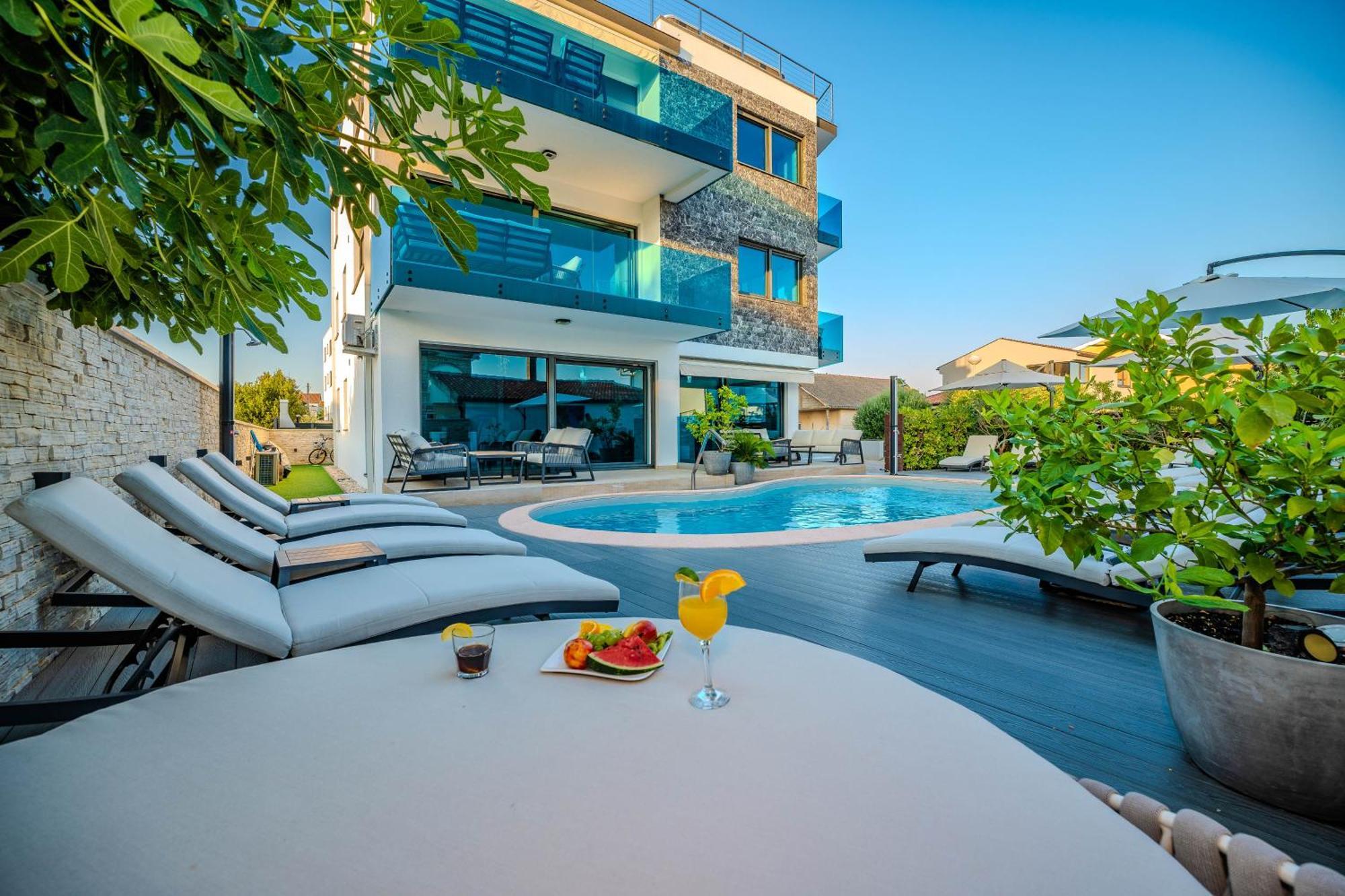 Luxury Apartments Vilamaloca Vir Ngoại thất bức ảnh