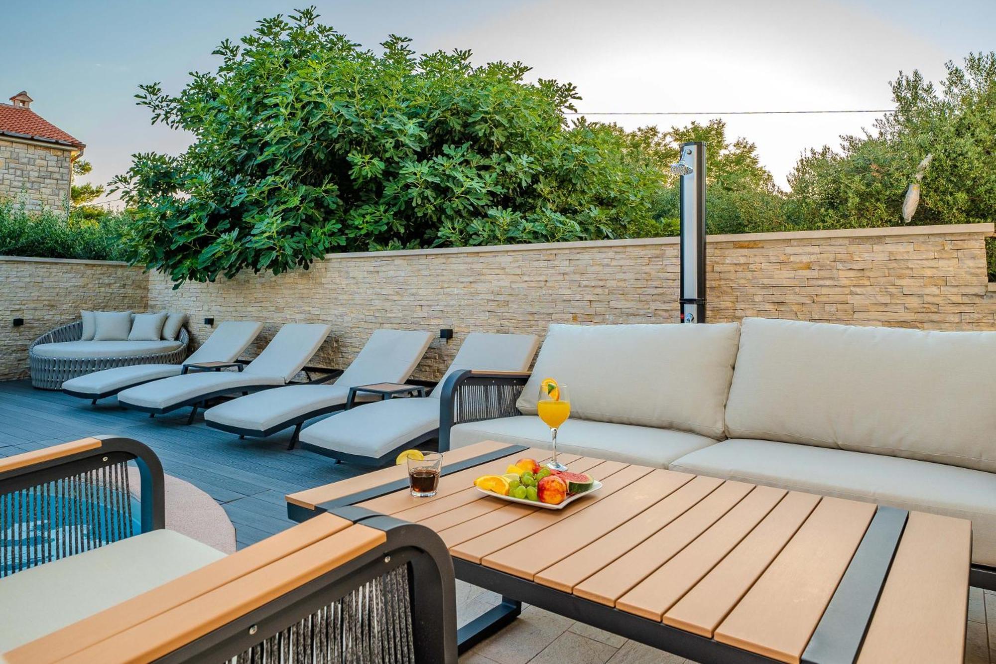 Luxury Apartments Vilamaloca Vir Ngoại thất bức ảnh