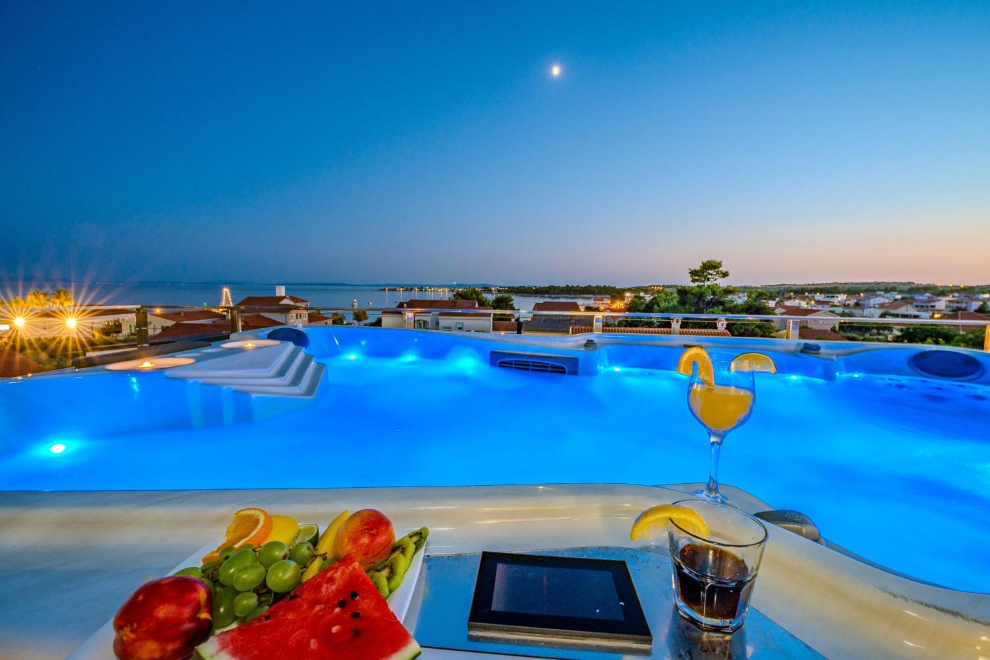 Luxury Apartments Vilamaloca Vir Ngoại thất bức ảnh