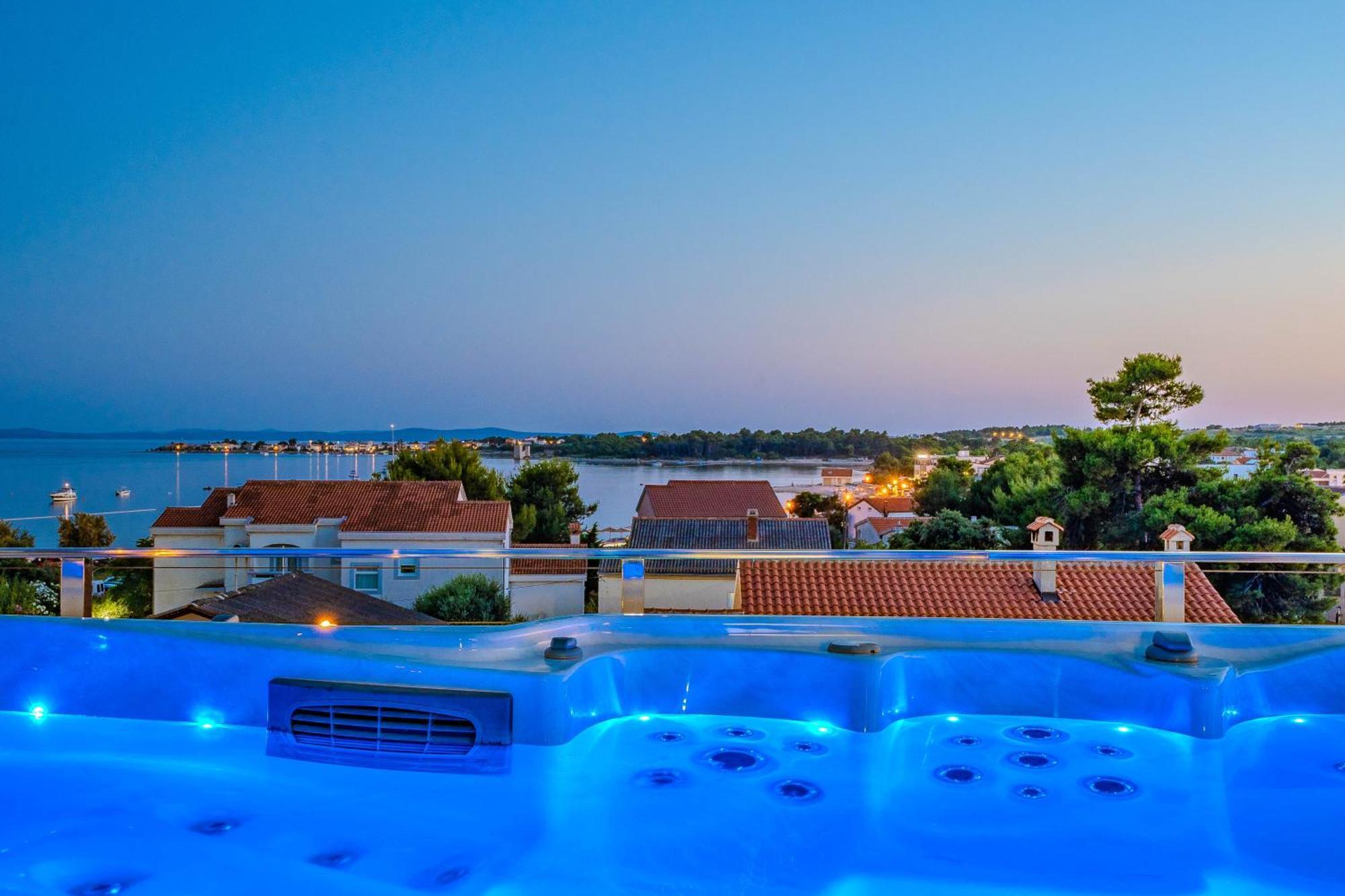 Luxury Apartments Vilamaloca Vir Ngoại thất bức ảnh
